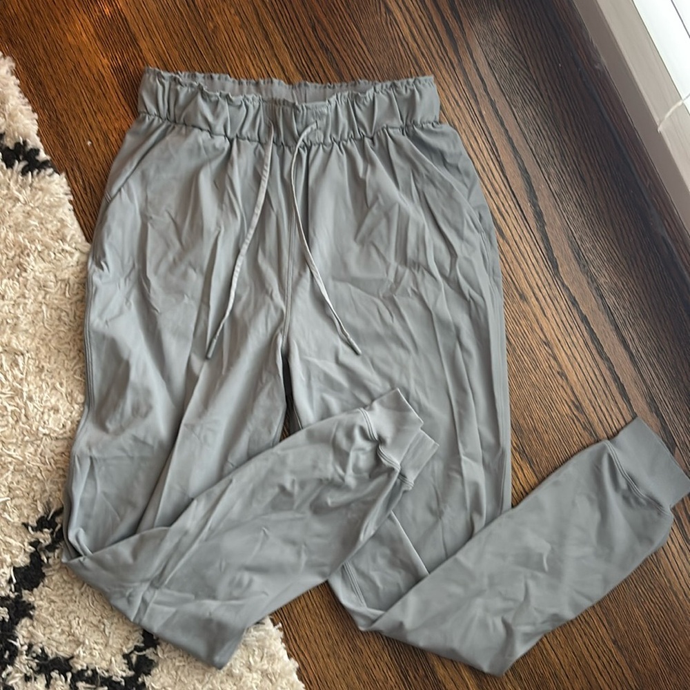 Lululemon joggers
